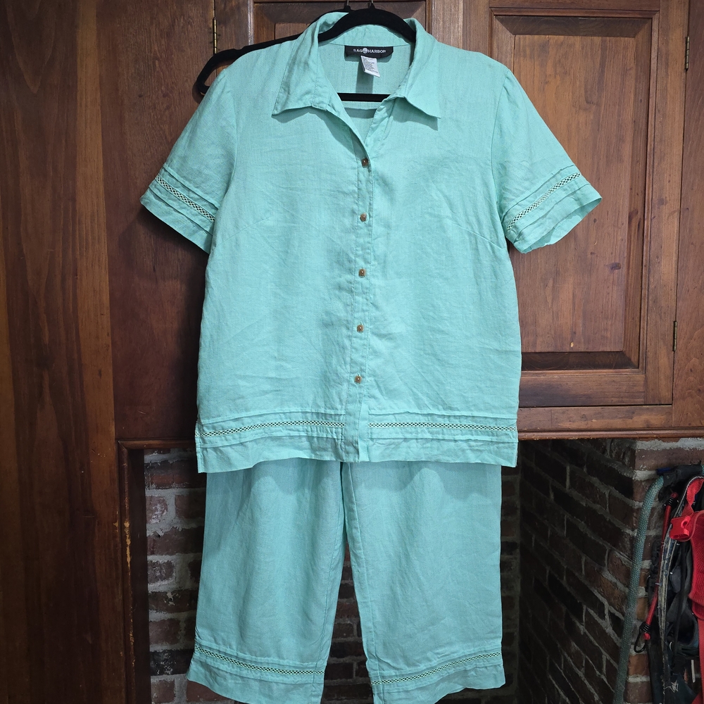 Mint/ Sea Foam Green 100% Linen Two-Piece Set from Sag Harbor w/Lace - Size 14